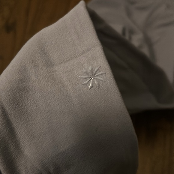 Athleta Girls Chit Chat Leggings size 8-10 blue/gray - Picture 3 of 3